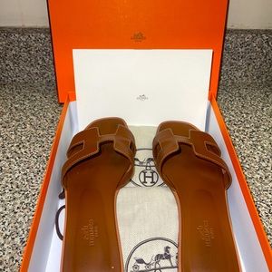 Hermès Oran Sandals